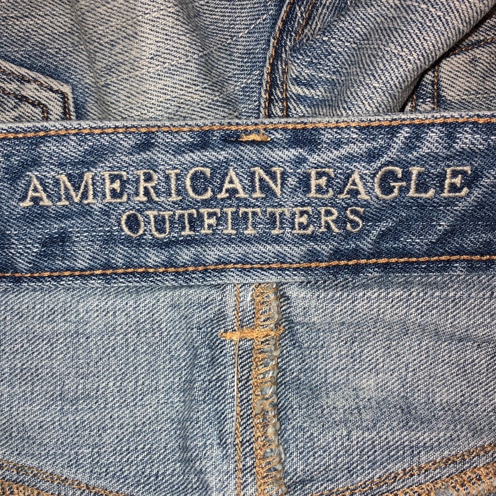 American Eagle Outfitters Jean Shorts. 6 - Picture 6 of 8